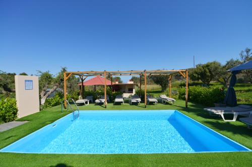 Theologos Casa | Jimmy's Pool House
