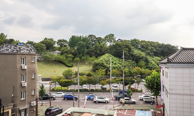 Chinju Hotel | Jinju Casa