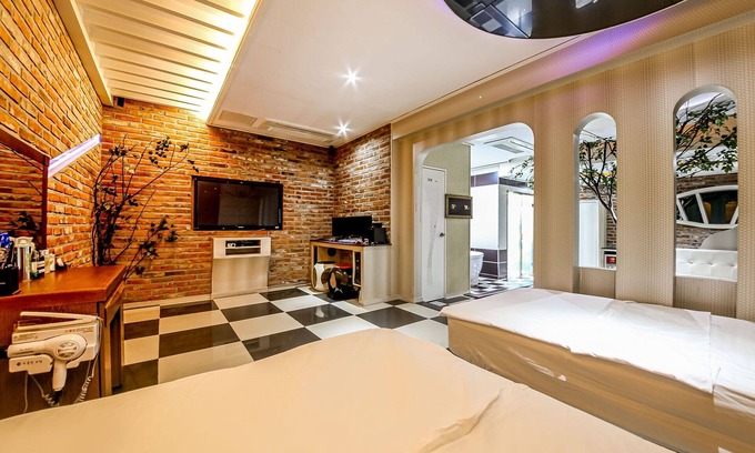 Chinju Hotel | Jinju Hotel for a day