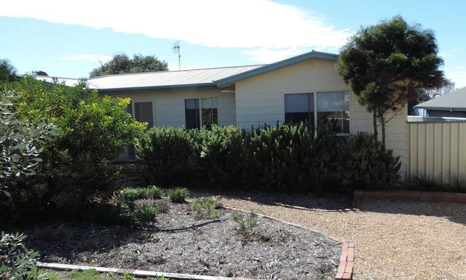 Goolwa Beach Casa | JJ's Beach house- Goolwa Beach