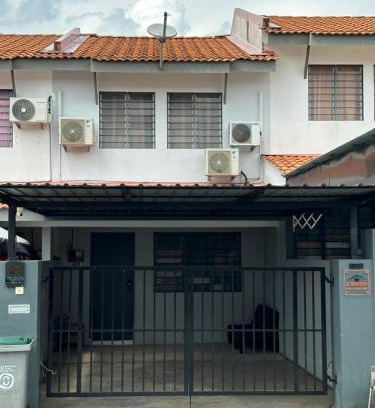 Segamat Casa | JL Homestay Segamat