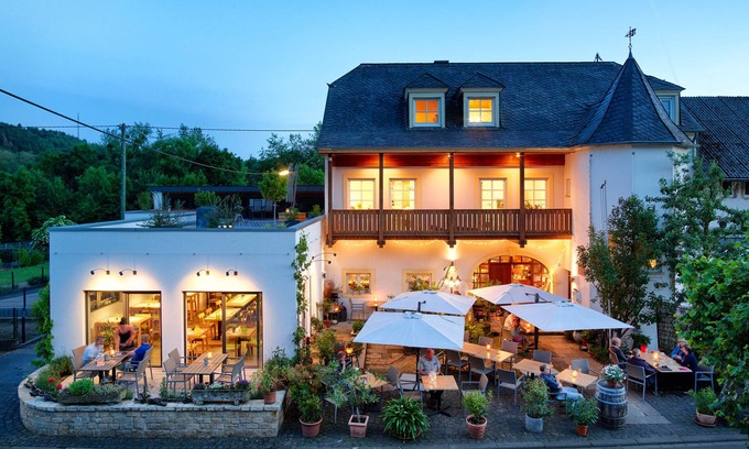 Langsur Casa | Johannishof Wine-Cafe & Guesthouse
