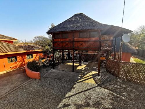 Marloth Park Chalet De Esquí | John and Noleen's place
