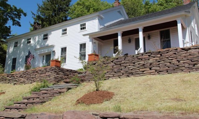 Roxbury Otro | John Burroughs 'Hogar de la adolescencia, completamente restaurada.
