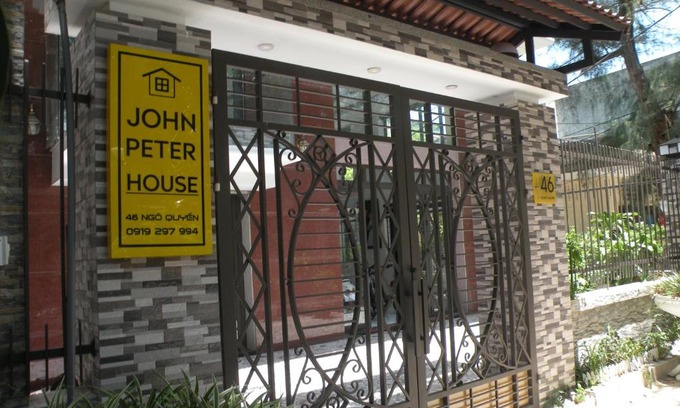 Sam Son Casa | John Peter House