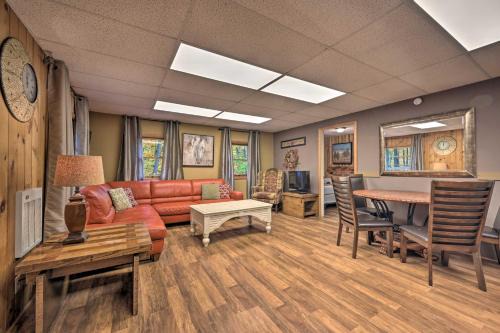 Huntingdon Apartamento | John Wayne Apartment - Deck, BBQ, Horses On-Site