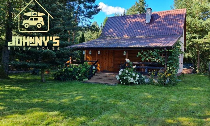 Wyszkow Casa | JOHNNY'S RIVER HOUSE