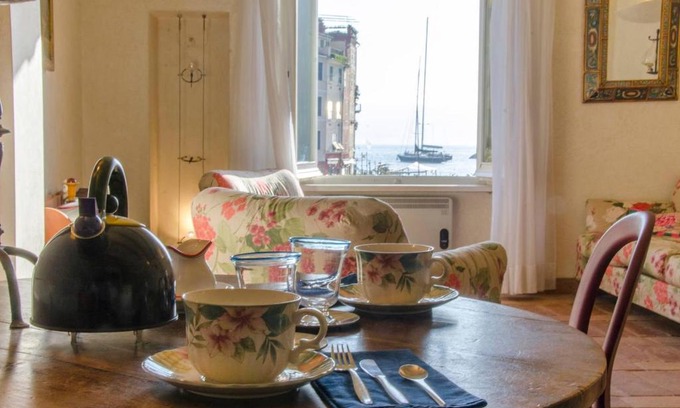 Portofino Apartamento | JOIVY Apt on the Coast of Portofino with Lovely View