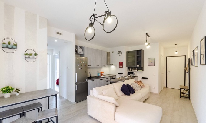 Sestri Levante Apartamento | JOIVY Flat W/Terrace & Parking