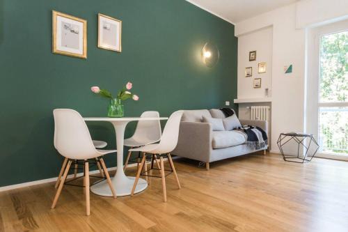 Fiera Apartamento | JOIVY Fresh Family Apt for 5 near City Life