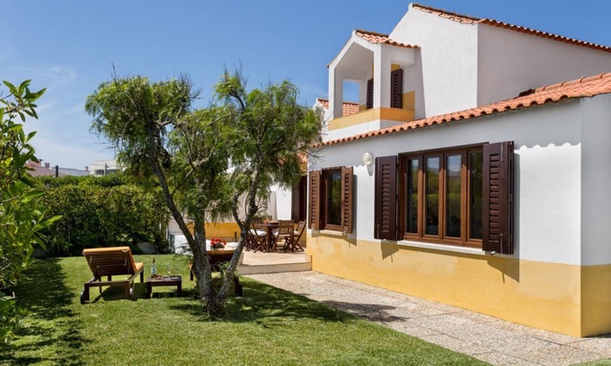 Praia das Macas Cabaña | JOIVY Peaceful beach villa w/ parking