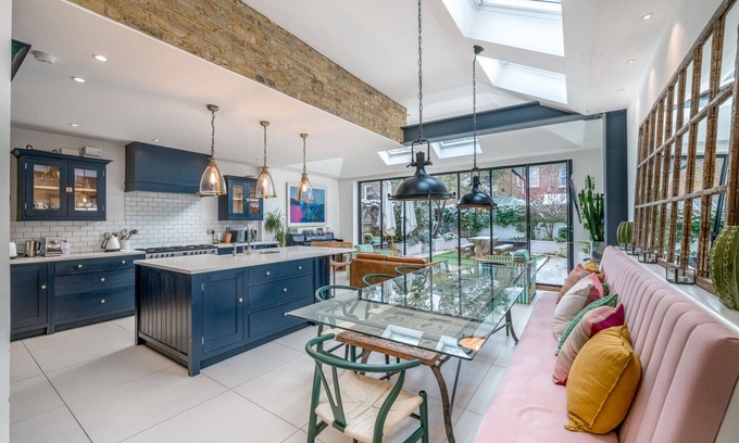 Shepherd's Bush Villa | ALTIDO Splendid house with garden