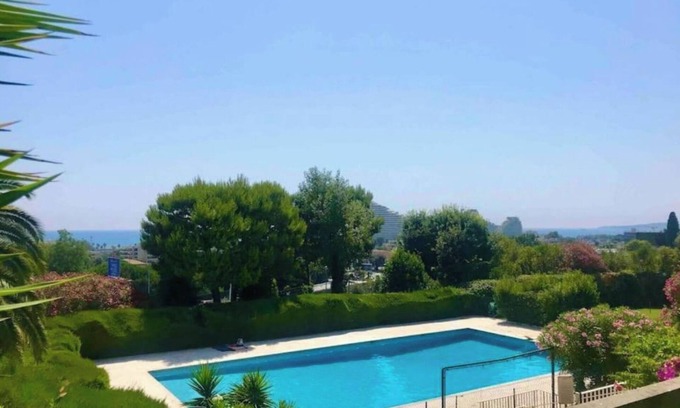 Bastide Giraud Apartamento | Joli Appartement 3 Pièces Avec Piscine et Tennis