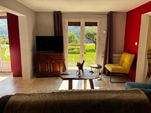 Jausiers Apartamento | Joli appartement avec superbe extérieur