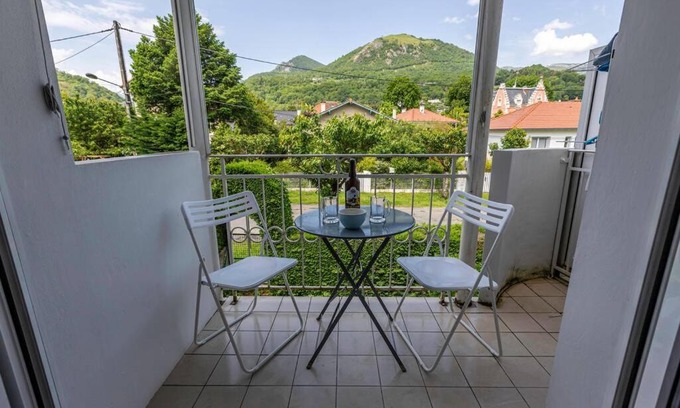 Argeles Gazost Apartamento | joli appartement T2 près du parc thermal