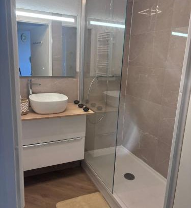 Barriere de Paris Apartamento | Joli T2 Métro la vache