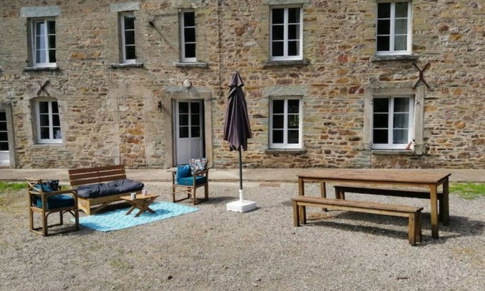 Cherbourg-en-Cotentin Casa | Jolie Maison en Pierre Proche Centre Ville de Cherbourg