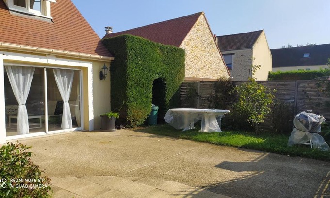 Reau Casa | Jolie maison avec Jardin à Réau