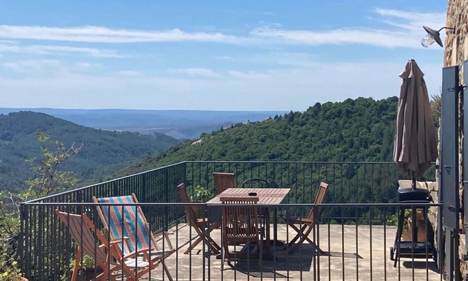 Lentilleres Casa | Jolie maison avec vue, dans bâtisse cévenole