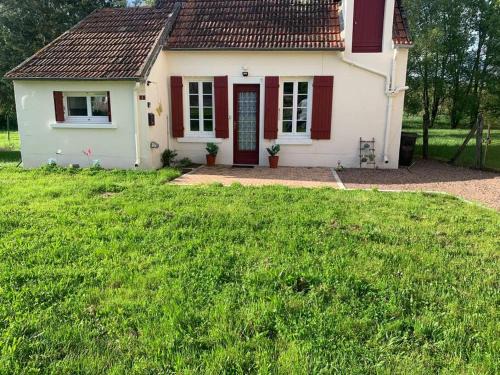 Suilly-la-Tour Casa | Jolie maison de compagne