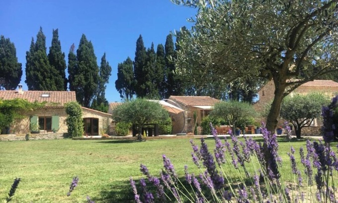 Graveson Otro | Jolie Maison en Provence au Milieu des Oliviers. Avec Piscine Chauffée