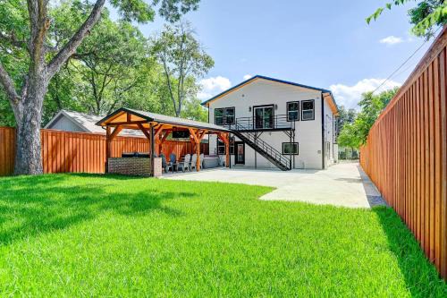 Fort Worth Casa | Jonairs ,Stockyard Mini Hotel