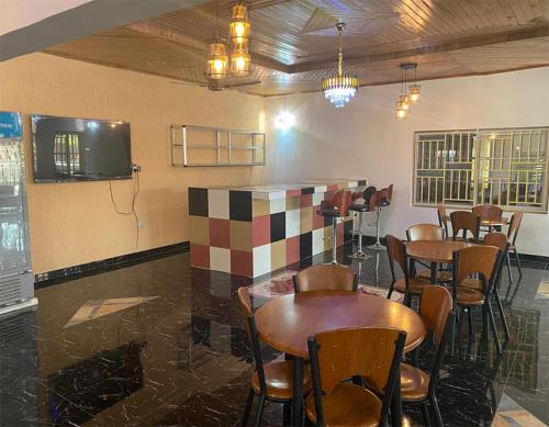 Kumasi Hotel | Jonny City Hotel