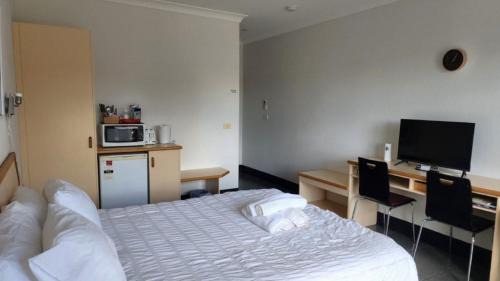 Sussex Inlet Hotel | Jopen Motel Unit 4