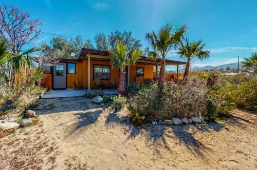 Joshua Tree Casa | Joshua Tree Bugalow - Downtown