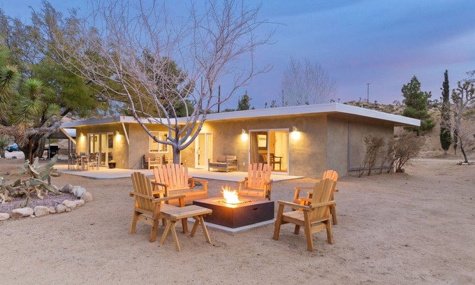 Yucca Valley Casa | Joshua Tree Retreats - Private Views W/ Hot Tub, Bbq & Fire Pit 3 Bedroom Home by Redawning