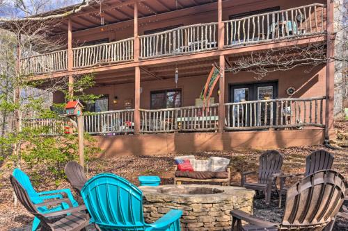 Franklin Casa | Joshuas Lodge with Hot Tub and Mountain Views!