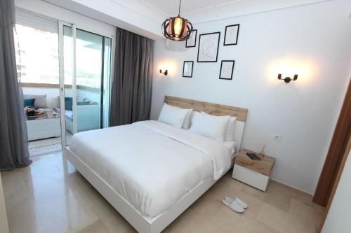 Casablanca Apartamento | Joumaya White & See