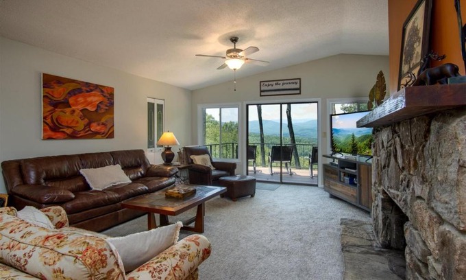 Pisgah Forest Casa | Journey House