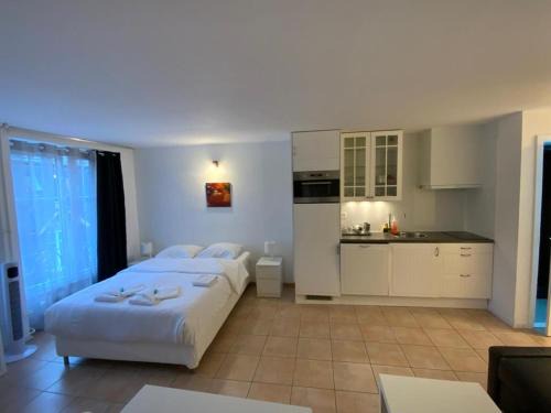 Neuchatel Casa | JOY06 Mango Spirit Suites