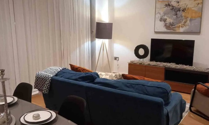 Peninsula Apartamento | Juanita Place- Stunning 3bed in Greenwich