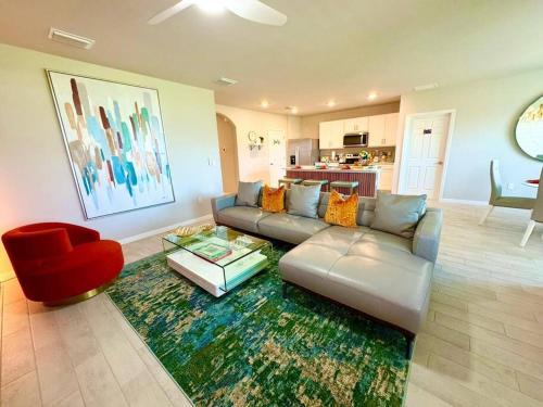 Mariner Casa | JuanitasHome/Cozy&Modern/TopLoc.