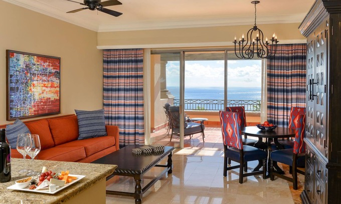 Sunset Beach Apartamento | Jul 10-17 Presidential Suite Sunset Beach Pueblo Bonito - Optional All Inclusive