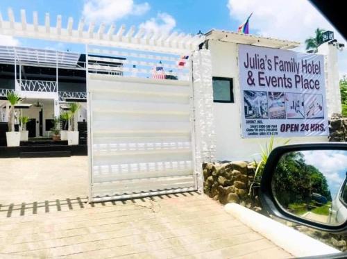 Arakan Hotel | Julia's Family Hotel & Events Place FAMILY-BARKADA ROOM