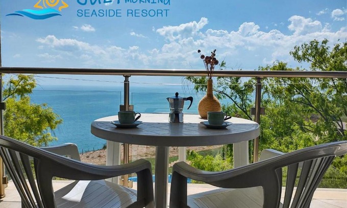 Kavarna Apartamento | July Morning Seaside Resort