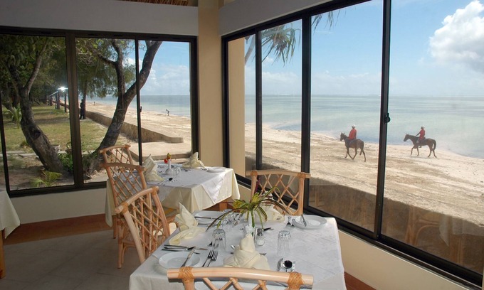 Mtwapa Hotel | Jumuia Conference & Beach Resort