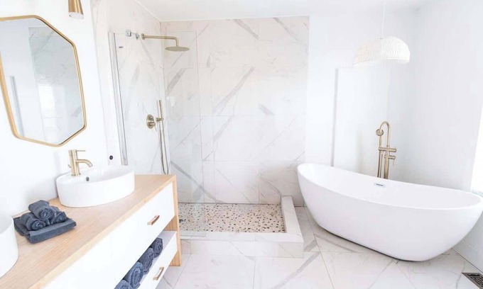 Grand Bay-Westfield Casa | June Avenue Oasis Sum