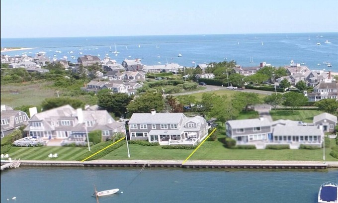 Brant Point Cabaña | June on Nantucket Harbor, Easton St. 5 bedrooms