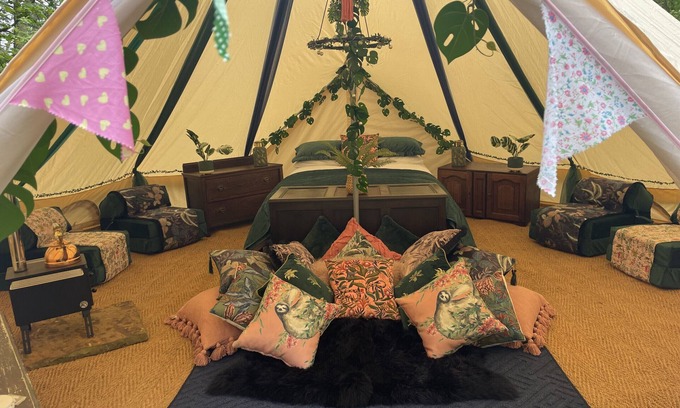 Penwood Chalet De Esquí | Jungle Bell Tent