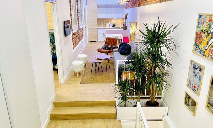 Gaztambide Apartamento | Jungla de diseño para 8: 3 dormitorios 2 baños AC Parking Gratis