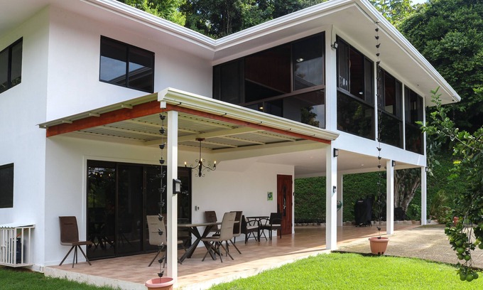 Lagunas Casa | Jungle estate with mountain views, private pool, open-concept, & AC - dogs ok