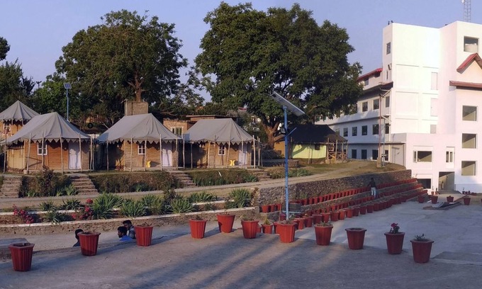 Shimla Hotel | Jungle Livinn