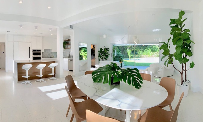 Biscayne Park Casa | Jungle Zen in Middle of City