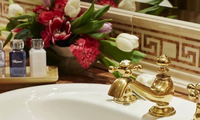 Zell am See Casa | Juniorsuite con baño, WC, balcón - Salzburgerhof, Wellness-Golf- & Genießerhotel