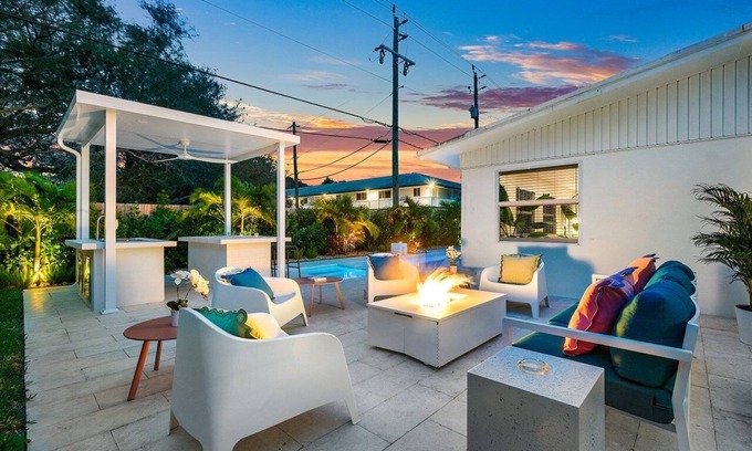 Tequesta Casa | Jupiter Sands, Tequesta | Pool/Spa. Sleeps 10!