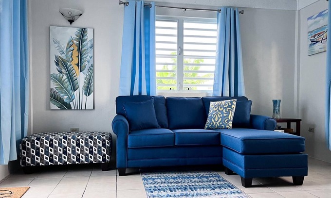 Estate Clifton Hill Casa | Just 7 minutes to airport. Wi-Fi and A/C. Capture Holiday Memories here!